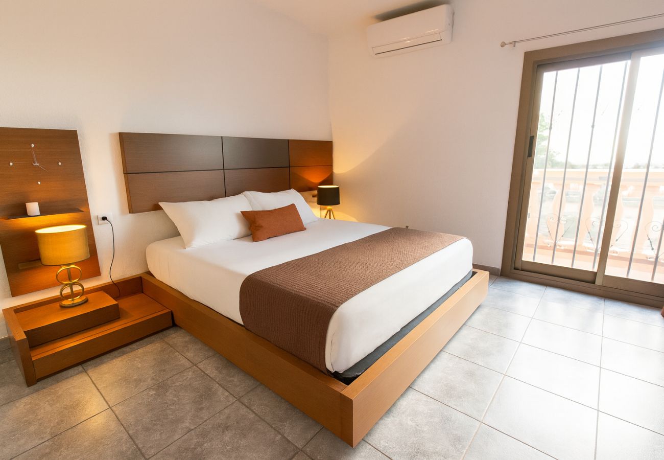 Villa in Sils - Beautiful villa just 25 km from the beach of Lloret de Mar