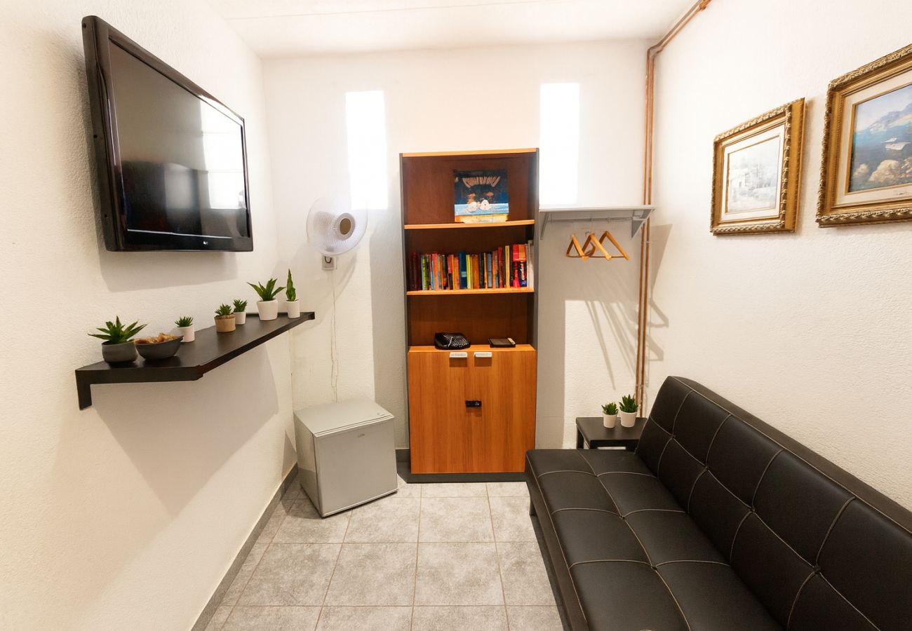 Villa in Sils - Beautiful villa just 25 km from the beach of Lloret de Mar