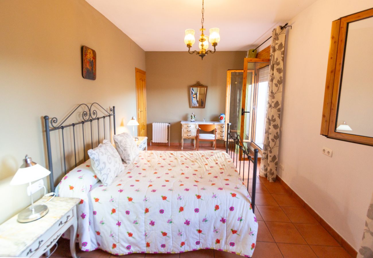 Villa in Sant Cebrià de Vallalta - Spectacular mountain views 4km's to beach