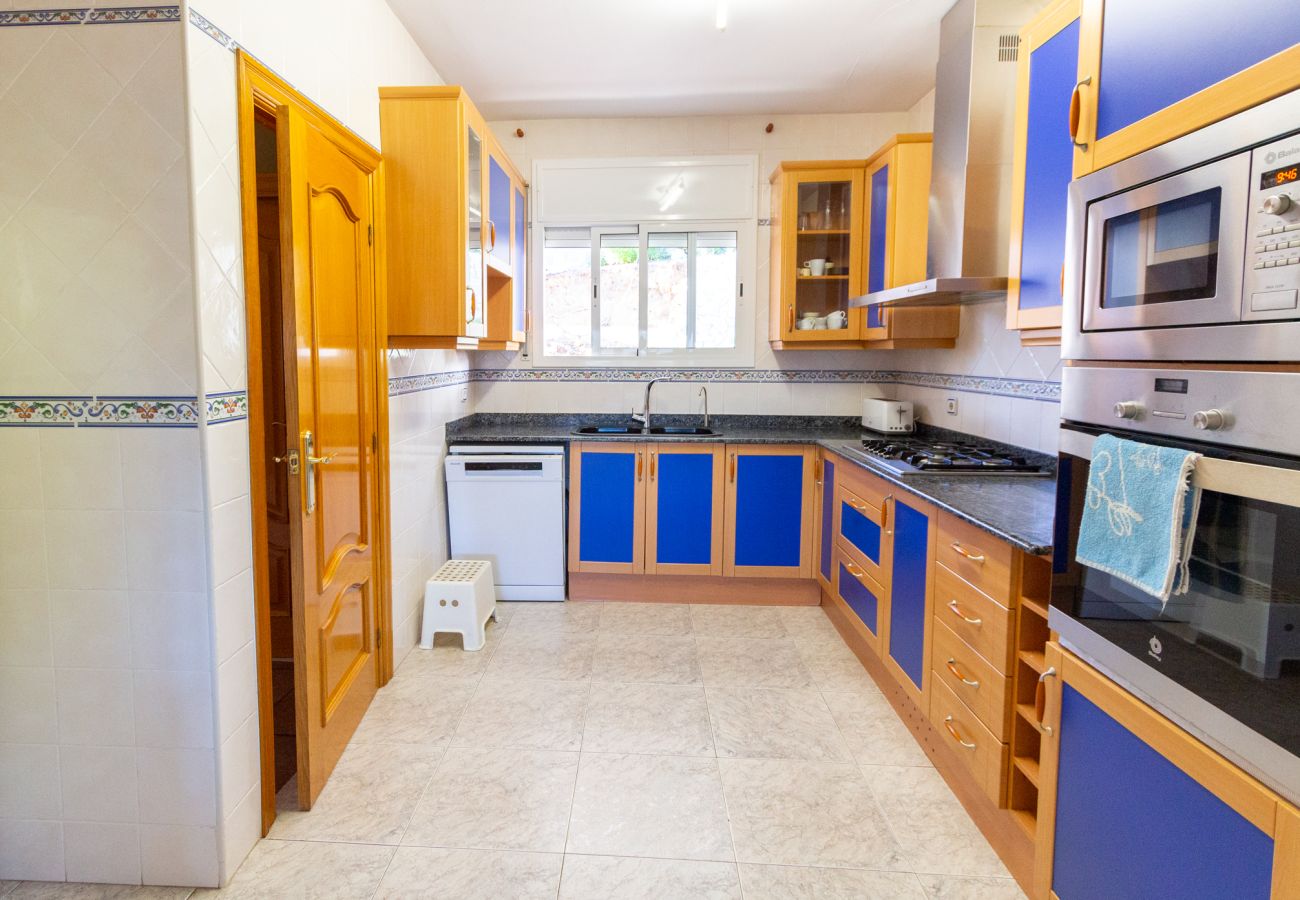 Villa in Sant Cebrià de Vallalta - Spectacular mountain views 4km's to beach