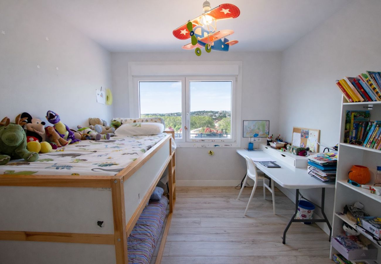 Villa in Llinars del Vallès - Charming pool villa near Barcelona - Walk to shops