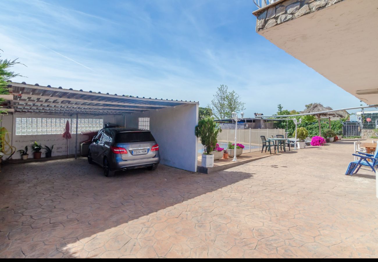 Villa in Sils - Relaxing villa with private pool near Costa Brava