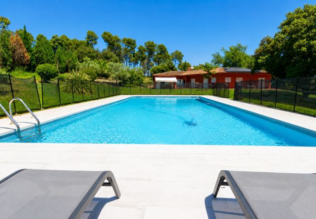 Villa in Garrigoles - Luxury and Nature just 20km from L’Escala beach!