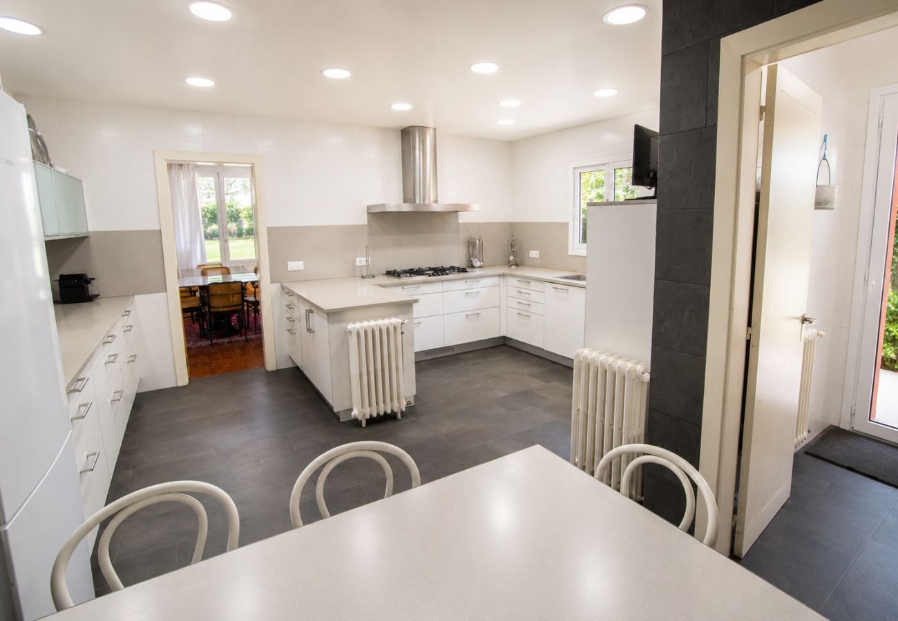 Villa in Garrigoles - Luxury and Nature just 20km from L’Escala beach!
